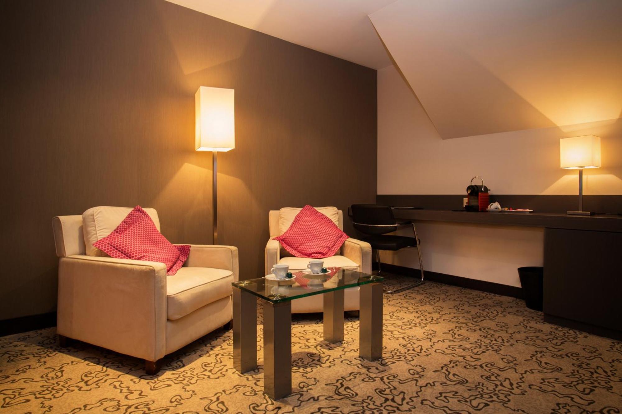 Koener Hotel & Spa Клерво Стая снимка