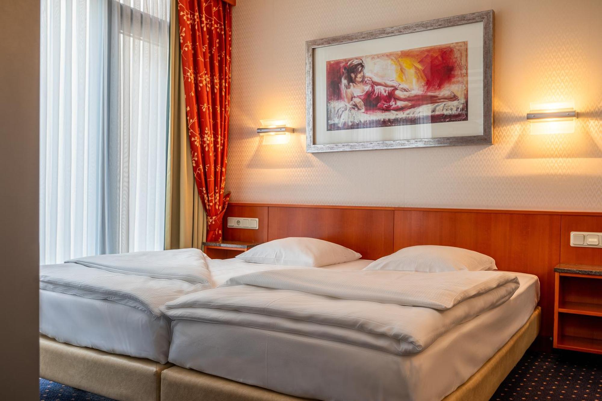 Koener Hotel & Spa Клерво Екстериор снимка